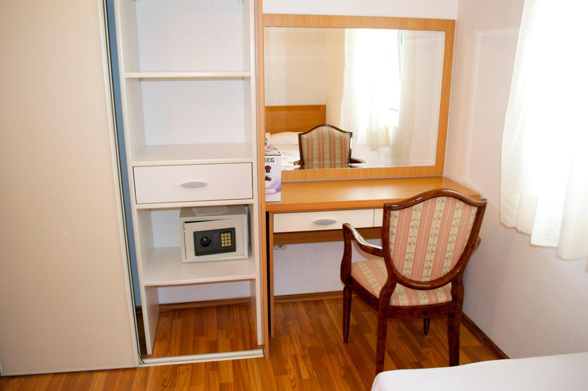 Apartments Luka Budva Kültér fotó