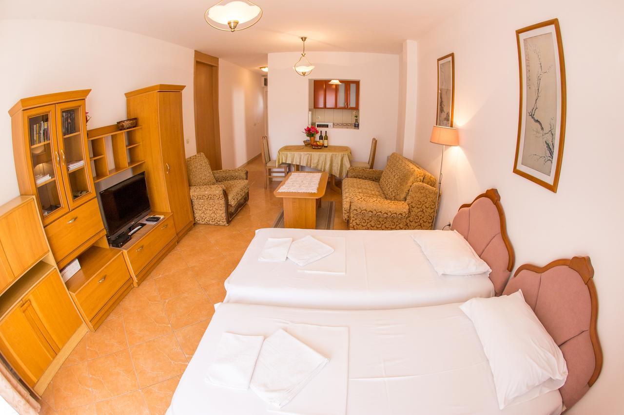 Apartments Luka Budva Kültér fotó